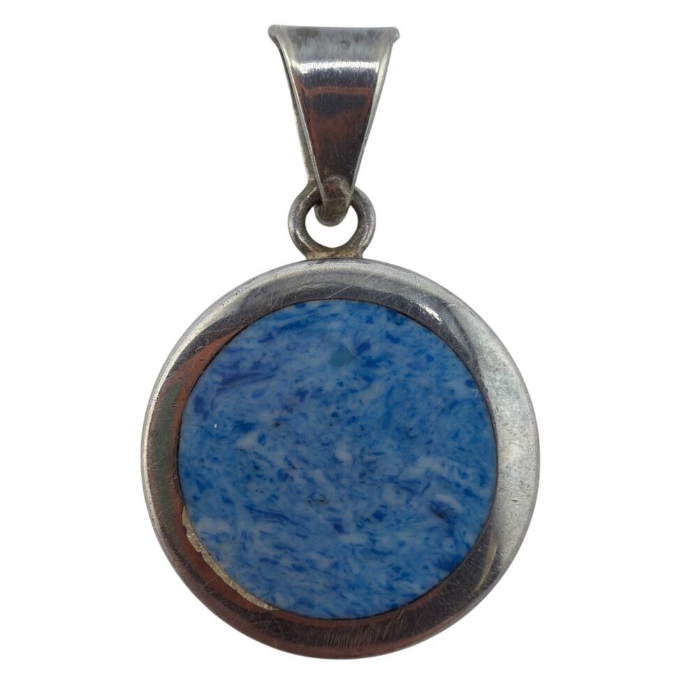 Vintage Artisan Mexico Silver World  Sterling Silver Blue Stone Pendant
